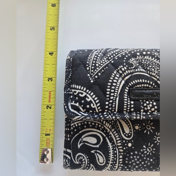 Vera Bradley Quilted Wallet – Black & White Paisley Print - Picture 7 of 7